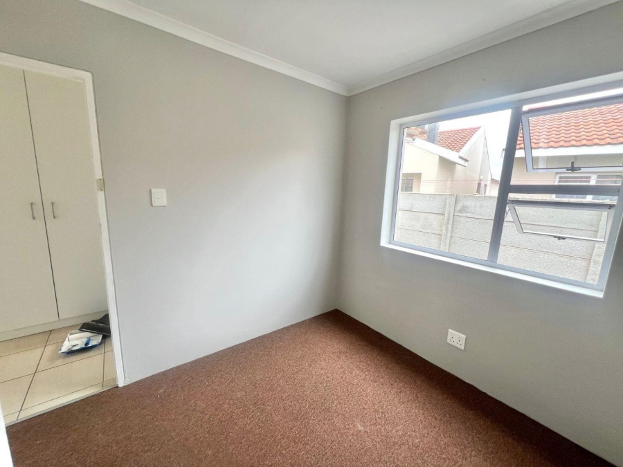 To Let 2 Bedroom Property for Rent in Fairview Eastern Cape